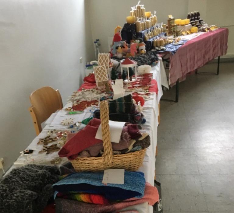 Pius_Adventsbasar2022Geschenke