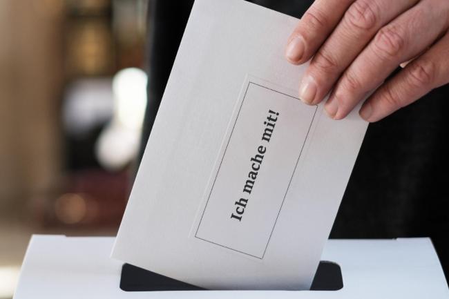 Wahlurne_Markus_Weinlaender_pfarrbriefservice