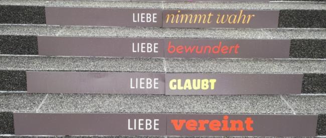 treppe-liebe-autobahnkirche-01_von-catrin-lerch-pfarrbriefservice