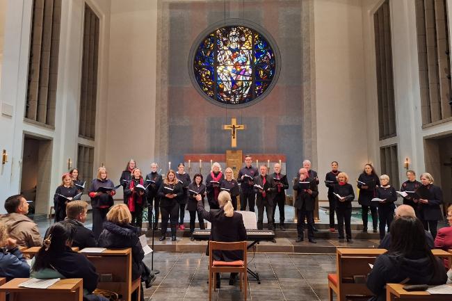 Maisonette_25.11.2024_Chor