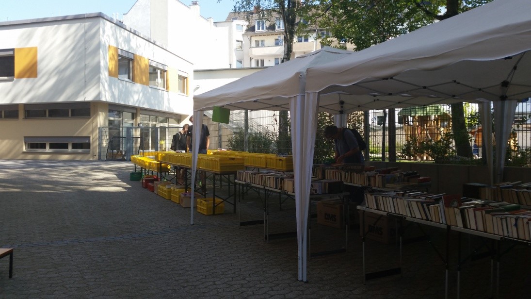 Bücherflohmarkt